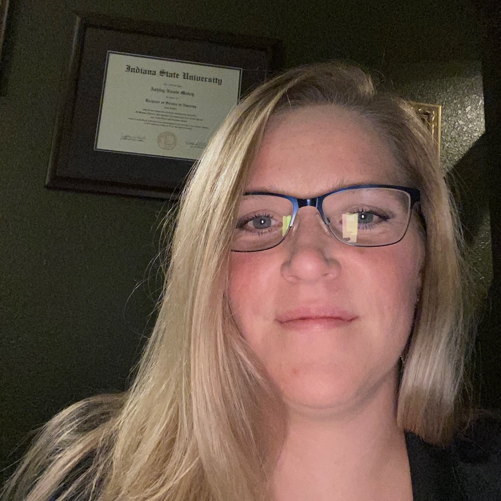 Meet your Posher, Ashley